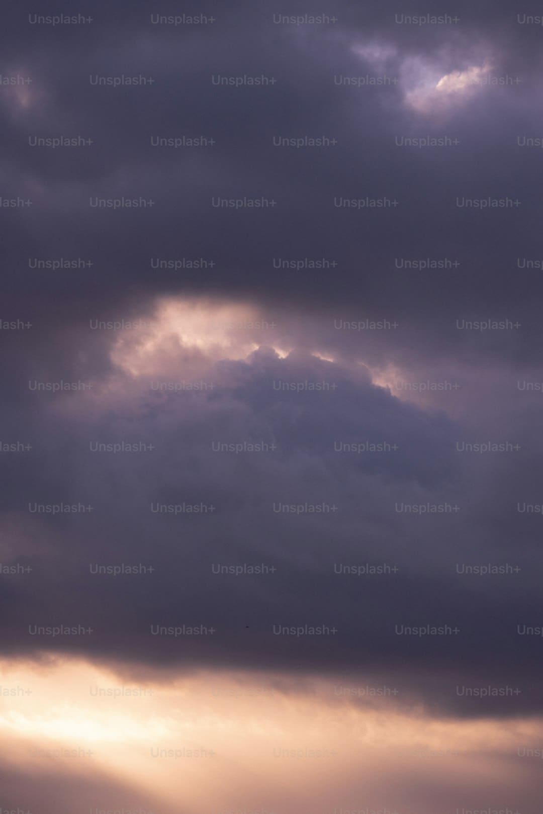 http://n.sinaimg.cn/news/1_img/upload/2b0c102b/w1024h683/20180312/e55a-fyscsmu4952865.jpg?zdy